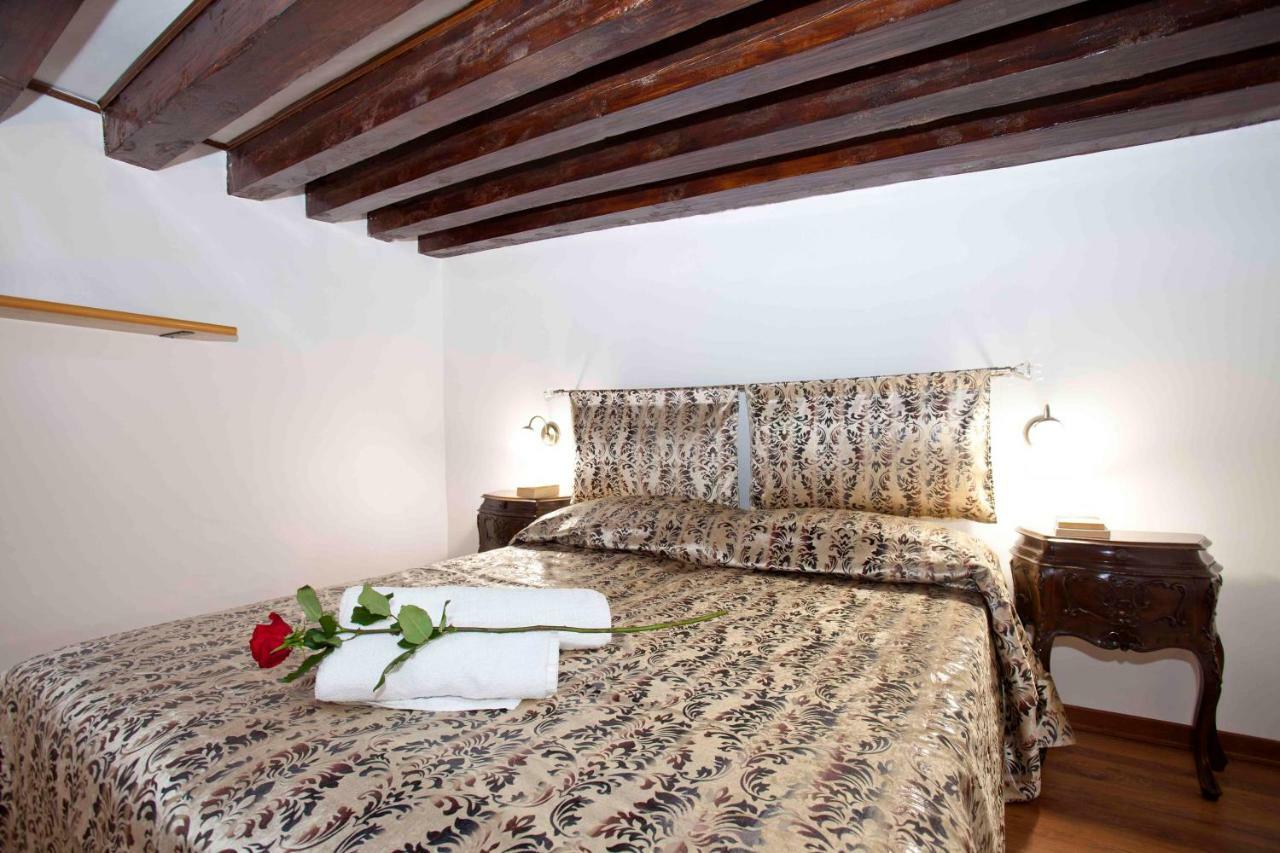 Di.Gianfranco Piano Nobile Lägenhet Venedig Exteriör bild